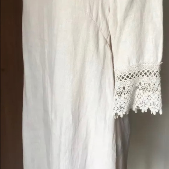 Stella Rosa Beige Linen Dress with Crocheted sleeves and bottom, Small - Picture 5 of 9